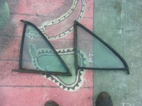 фото thumb №1, Mercedes s w126 sel скло трикутник l/p задня