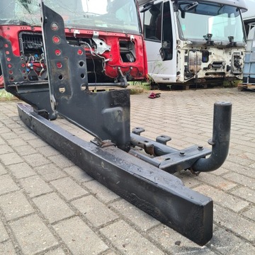 фото thumb №7, Stralis trakker кріплення балка бампер зминання