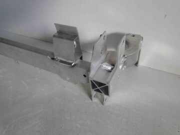 фото thumb №9, Mercedes cla 117 балка pod радіатор