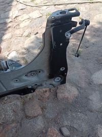 фото thumb №3, Підрамник поперечина підрамник балка renault clio iv