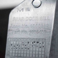 Задня права молдинг декоративна поріг tesla model 3 1086488 11243974 208kw 2019 Київ, фото thumb