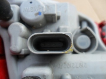 фото thumb №16, Audi a4 b4 лампа ліва задня 21972102/04