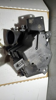 фото thumb №4, Volvo s60 2.4 d5 корпус фільтра повітря 30636830