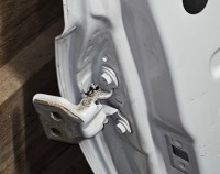 фото thumb №1, Renault express 2021- петля дверь правый перед góra верхний