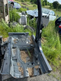Четверть порог стойка  левый mercedes ml 164 w164 Цена, фото thumb