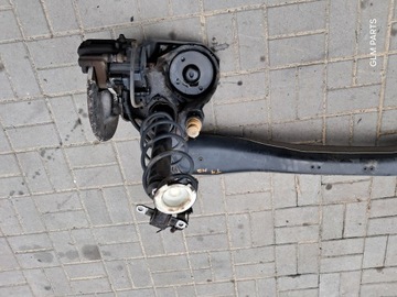 фото thumb №10, Peugeot 308 ii t9 балка подвешивание ось задняя подвеска комплект