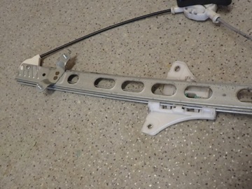 фото thumb №4, Suzuki swift mk7 10- подъемник стекла перед левый