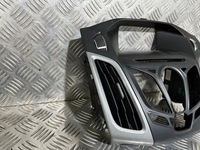 фото thumb №2, Ford focus mk3 рамка радио решётка средняя