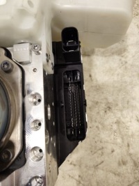 Насос гальмівна bmw i4 2023 5a7d048 Недорого, фото thumb