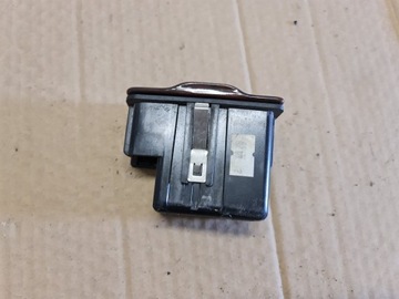 фото thumb №5, Пепельница правые зад audi a8 d2 4d0857406b