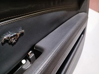 фото thumb №10, Обшивка дверь правый premium plus ford mustang v 2010-2014