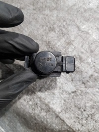 фото thumb №7, Клапан вакууму 191906283a golf iv 1.9 tdi