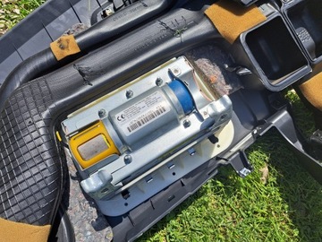 фото thumb №6, Toyota auris i панель роздавальна + подушка безпеки подушка пасажира європа оригінал