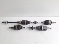 фото thumb №1, Toyota sienna iv 2022- приводной вал правая 2.5 hybrid