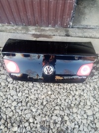 фото thumb №1, Крышка багажника vw passat b5 sedan lc9x