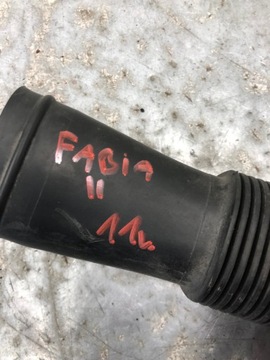 фото thumb №5, Труба повітропровід повітря skoda fabia ii 6r0129618