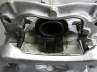 фото thumb №5, Bmw 2 gt f46 218i суппорт правый перед