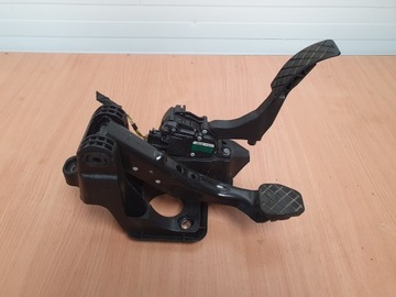 фото thumb №10, Педаль тормоза сцепления газа vw polo v 6r0 14r