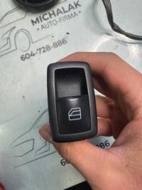 фото thumb №1, Переключатель окон mercedes a-klasa w169 a1698205210