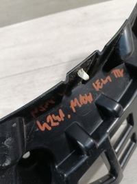 фото thumb №11, Macan направляющая бампер левый задняя 95b807453c