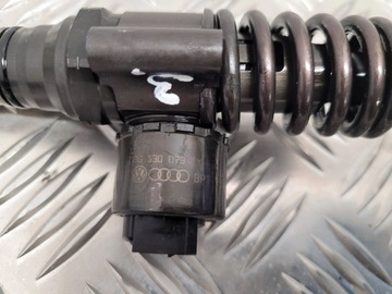 фото thumb №8, Volkswagen touran i 2006 инжектор топлива