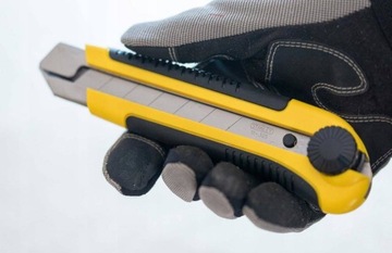 НОЖ С ЛОМАЮЩИМСЯ ЛЕЗВИЕМ 25ММ STANLEY 1-10-425
