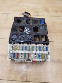 Купити Коробка запобіжників volvo 740 2.3 8v, фото thumb