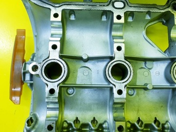 фото thumb №2, Головка двигуна golf vii fl 2.0 tsi dkf 06l403ab