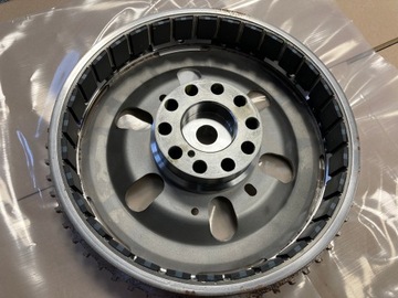 фото thumb №13, Volvo колесо двомасовий двигун електричний 31491811