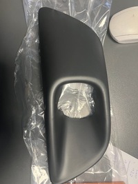 фото thumb №2, Рамка решётка галоген c4 picasso ii левая 9801674680 оригинал