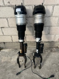 фото thumb №1, Mercedes w166 ml gle x166 амортизатор правий перед airmatic a1663204266
