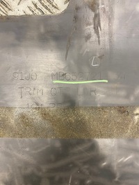 фото thumb №6, Обшивка оббивка багажника права mitsubishi pajero ii mb652721-34