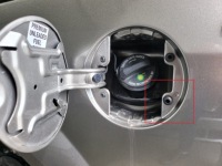 фото thumb №1, 2005 mustang проставка резиновый элемент отбойник крышка топлива