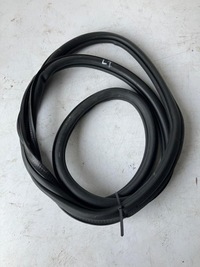 фото thumb №1, Прокладка дверь левый задняя polo vi 2g