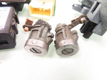 фото thumb №5, Замок зажигания блок управления mazda premacy 1.9 2797000811