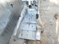 фото thumb №4, Bmw e60 e61 чверть лонжерон правий перед чашка поріг