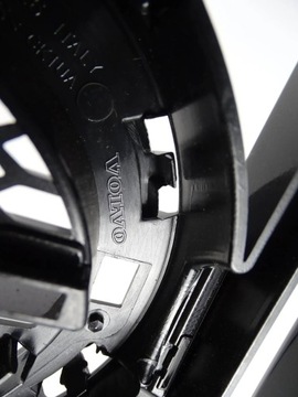 фото thumb №8, Решітка радіатора volvo xc60 ii 31457465 31479498 каркас новий оригінальний номер