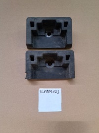 фото thumb №1, Кронштейн опора pod домкрат audi q7 4l lift 7l8804123