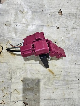 фото thumb №1, Toyota yaris cross клема plus запобіжник