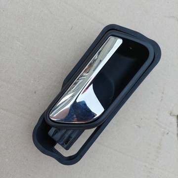 фото thumb №1, Ручка внутренняя 1t0837198 vw touran i перед правый