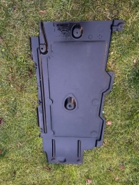 фото thumb №1, Защита подвеска 31378225 volvo v40 ii правая