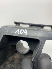 фото thumb №11, Skoda yeti направляющая кронштейн распылителя бампера левый перед 5l0807055