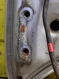 фото thumb №13, Toyota yaris i капот крышка двигателя