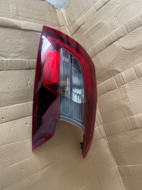 Купити Peugeot 308 t9 рестайлінг  hb лампа права задня задній 9823728580, фото thumb