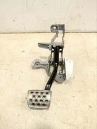 фото thumb №1, Педаль тормоза bentley bentayga 2017 4m1723117b