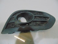 фото thumb №1, Решётка бампера правый перед peugeot 2008