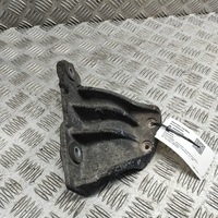 фото thumb №1, Maserati levante 2016 права сторона кронштейн / кронштейн двигуна