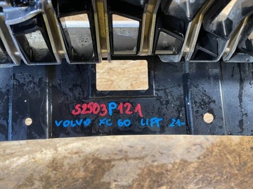 фото thumb №10, Volvo xc60 xc-60 ii 2 рестайлінг 21- решітка решітка радіатора решітка середня бампера перед