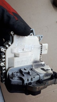 фото thumb №8, A4 b8 s4 замок двері праві зад задній 6 pin a5 q5