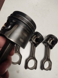 Поршень шатун 1.6 ehdi peugeot citroen ford 1607373680 1628566280 Недорого, фото thumb